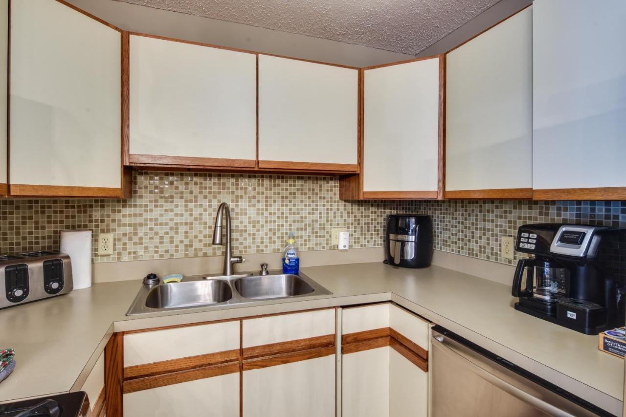 Ski-Inandout And Golf Condo With Aandc At Holiday Valley! Ellicottville Exterior photo